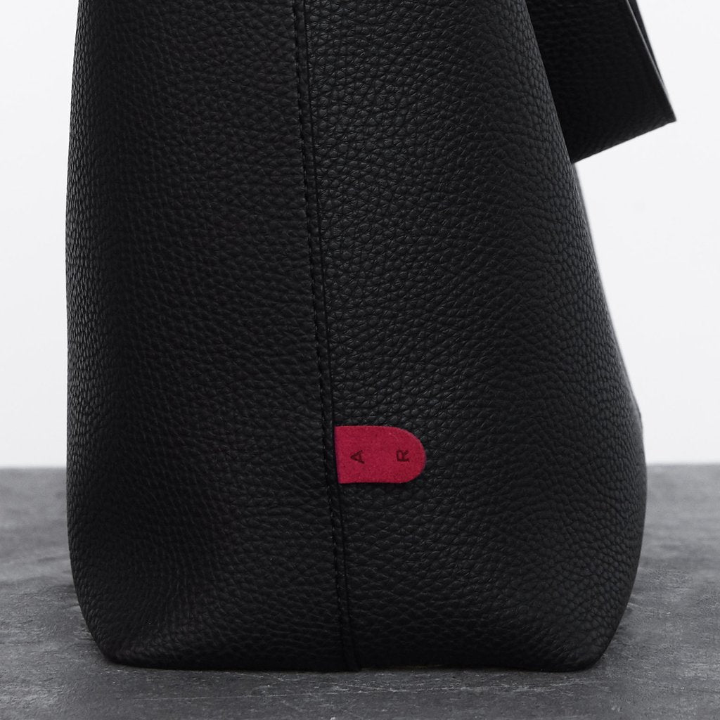 Jane Shoulder Bag with Signet in Black