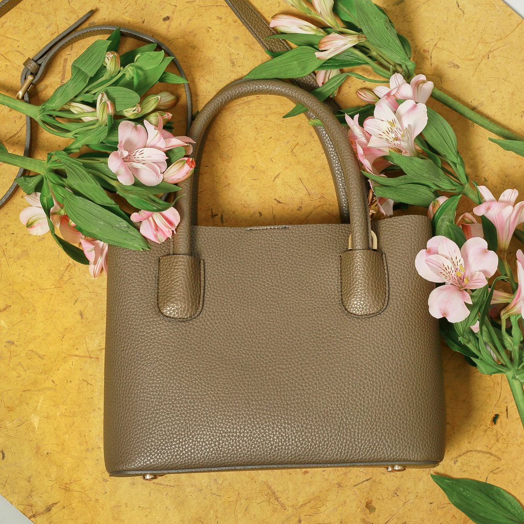 Angela Roi Vegan Cher Tote in Ash Brown, front view with flowers